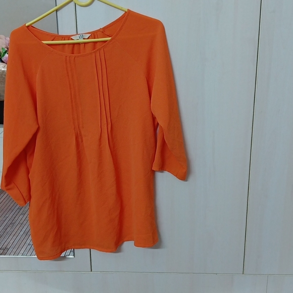 AND top - Picture 2 of 2